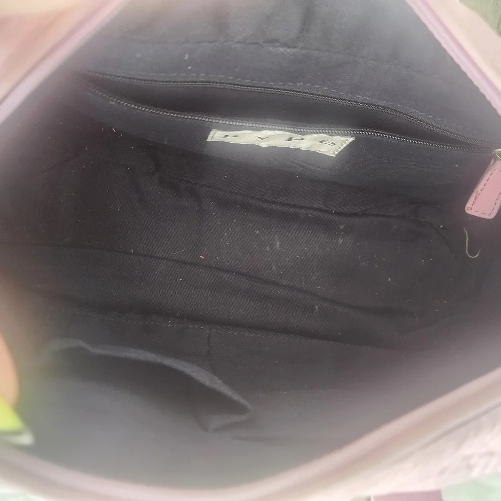 HYPE | Vintage Double Strap Zipper Bag | SZ OS - Picture 9 of 9